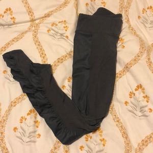 ALO leggings lightly worn size small!